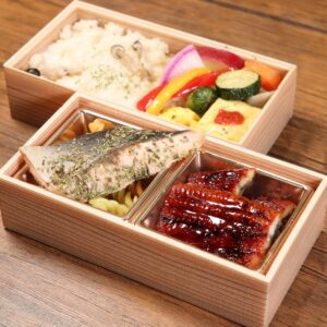 【２段弁当】サーモンハーブグリルヒマラヤ岩塩＆国産うなぎのロワール風ソース