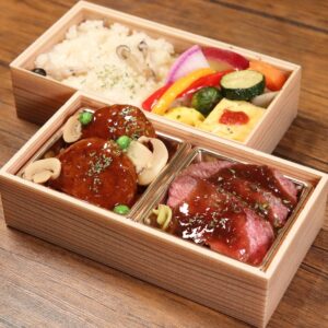 【２段弁当】国産牛ステーキシャリアピンソース＆煮込みハンバーグデミソース